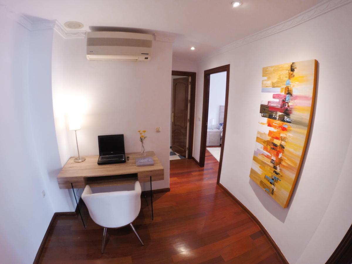 Apt Gibralhorce Suite By Malaga Picasso Rentals Selection Exterior photo